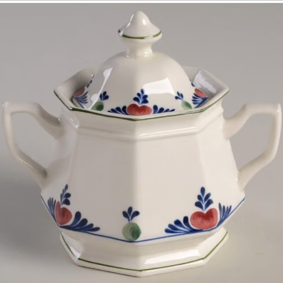 Adams Other - VERUSCHKA vintage English China Sugar bowl & lid